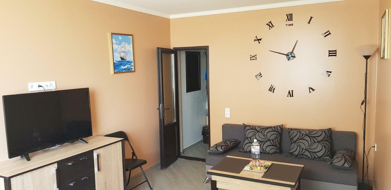 7 Days Apartments Апартаменты В Затоке Zatoka Extérieur photo